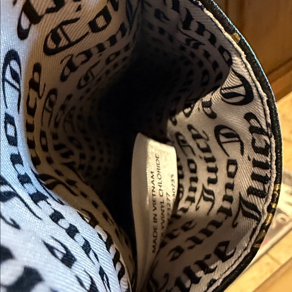 Juicy Couture Black Cellie Crossbody Bag Purse NWT - Picture 5 of 6